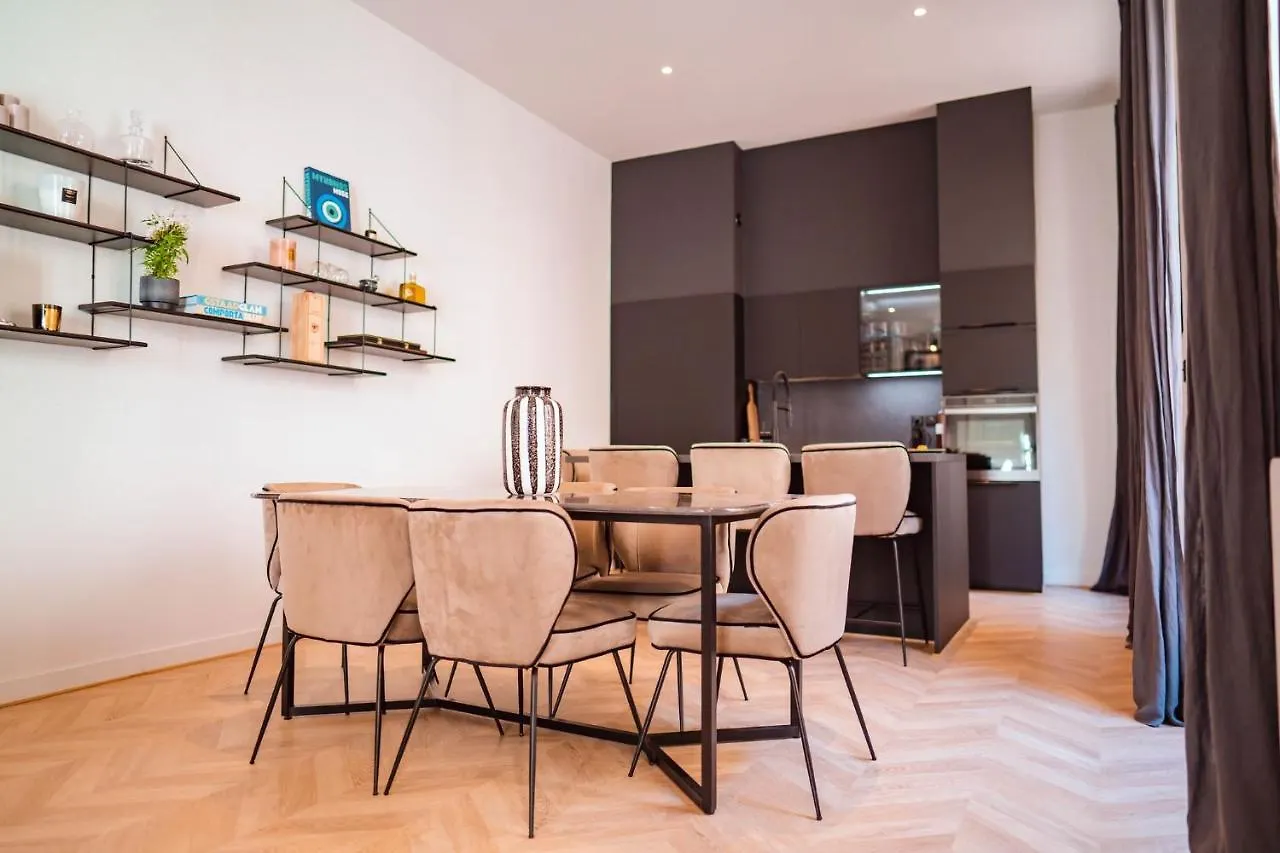 Hotel Particulier 123M² Centre Historique Avignon.